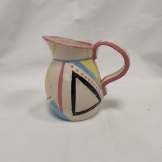 DIZAJNER KERAMIKE
Lončarsko kolo
_mentor: Tamara Mustač dipl. dizajner ENOLA RUŽMAN 3.C DIK